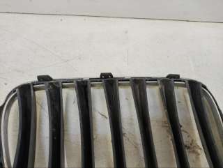 Решетка радиатора BMW X1 E84 2009г. 51112993305 - Фото 6