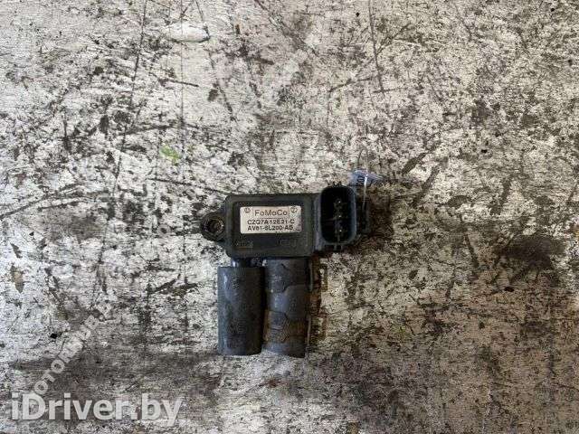 Датчик давления выхлопных газов Ford Mondeo 4 restailing 2012г. AV615L200AB - Фото 1