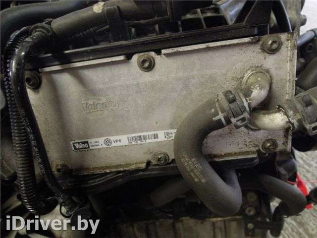 Теплообменник масляного фильтра Volkswagen Passat B6 2008г.  - Фото 1