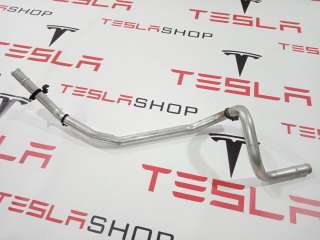 Трубка охлаждающей жидкости металлическая Tesla model S 2014г. 1042550-00-A - Фото 3