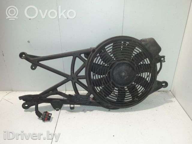 Вентилятор радиатора Opel Meriva 1 2005г. 52406447 , artVYT20294 - Фото 1