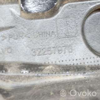 Декоративная крышка двигателя Volvo XC 40 2021г. 32257970 , artGTV185311 - Фото 6