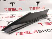 1016334-00-E,1010338-00-D Молдинг крышки багажника к Tesla model S Арт 9891043