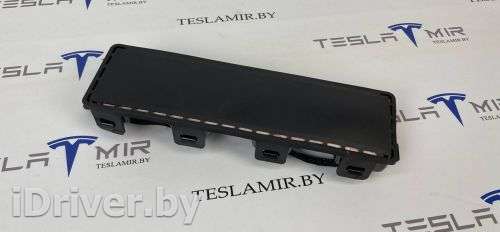 1005259-00 Подушка безопасности коленная к Tesla model S Арт 10929