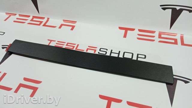 Молдинг двери задней правой Tesla model X 2020г. 1035122-00-E - Фото 1