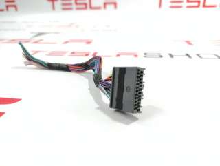 2135153-02-C Разъем (фишка) проводки к Tesla model S Арт 9892463