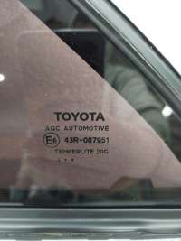 форточка двери Toyota Camry XV50 2015г. 6812406200 - Фото 6