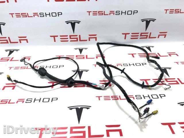 Проводка крышки багажника Tesla model S 2017г. 1004429-90-P,1004429-00-H - Фото 1