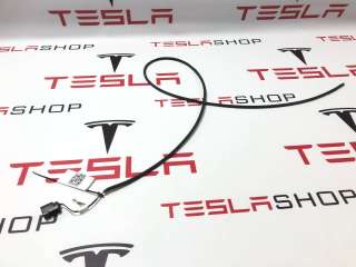 1046256-00-B Датчик закрытия крышки багажника к Tesla model X Арт 9922549