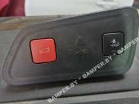 Кнопка открытия багажника к Peugeot 3008 2 Арт 109950993