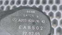 Моторчик заслонки печки Mercedes C W203 2001г. A2038201642 - Фото 4