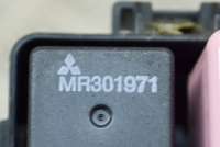 Блок реле Mitsubishi Pajero 3 2003г. MR301971 , art983507 - Фото 5
