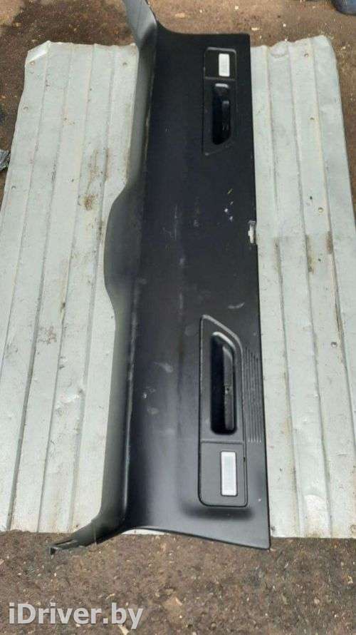 Обшивка крышки багажника BMW X5 E70 2008г.  - Фото 1