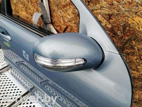 Зеркало правое Mercedes C W203 2004г.  - Фото 1