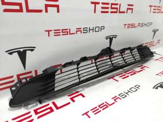 Заглушка (решетка) в бампер передний Tesla model 3 2021г. 1085927-00-C,1082927-00-C - Фото 5